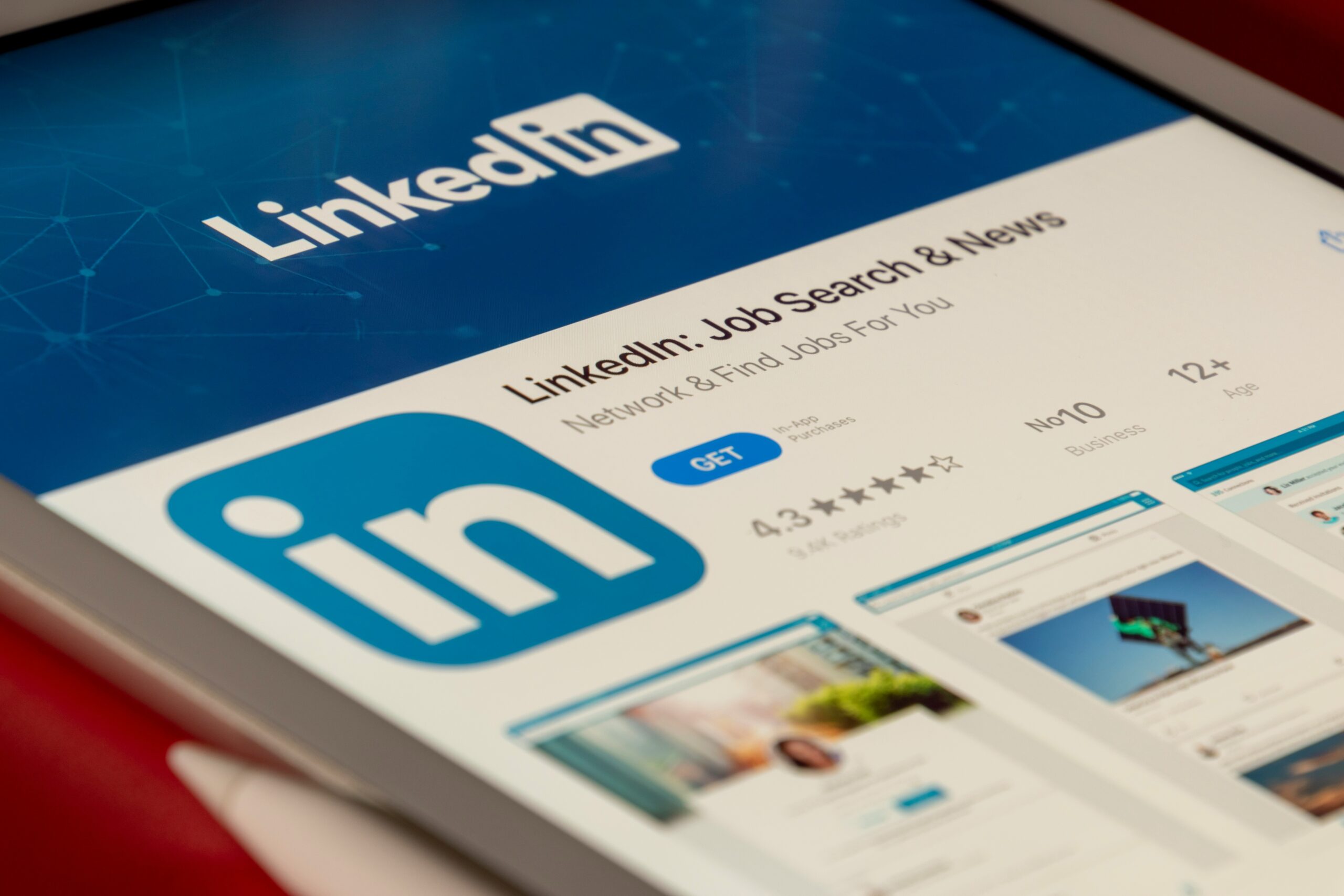 9 Explosive LinkedIn Marketing Solutions for Modern B2B Brands 1 9 Explosive LinkedIn Marketing Solutions for Modern B2B Brands